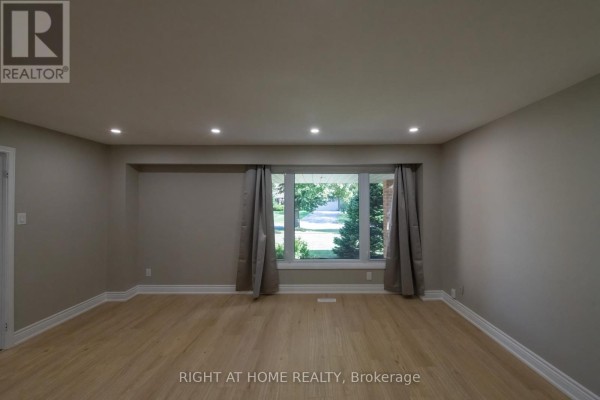 Family room - 83 Anstead Crescent, Ajax, ON L1S3X4 Photo 4