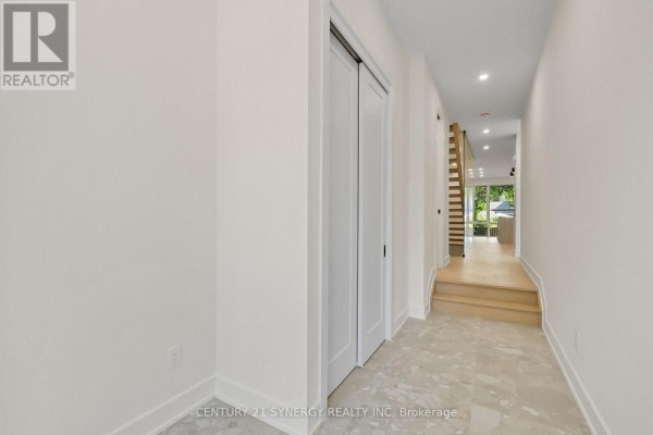 83 Boyce Avenue, Ottawa, ON K2B6J1 Photo 4