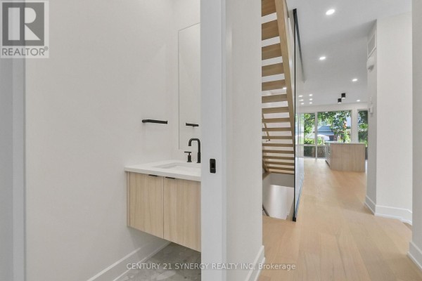 83 Boyce Avenue, Ottawa, ON K2B6J1 Photo 5