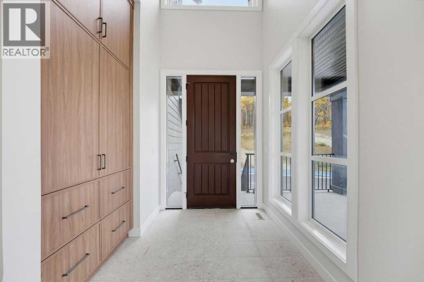 83 Crestridge Heights Sw, Calgary, AB, photo 2