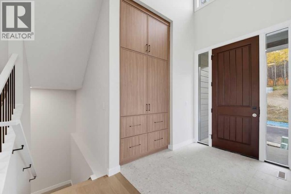 83 Crestridge Heights Sw, Calgary, AB, photo 3