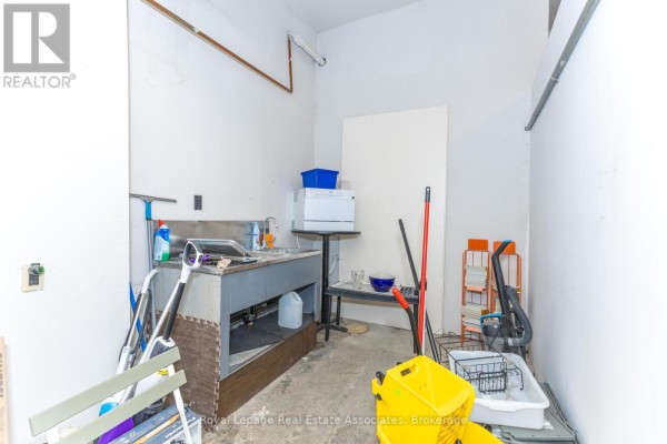 83 Elm Grove Avenue, Toronto, ON M6K2J2 Photo 5