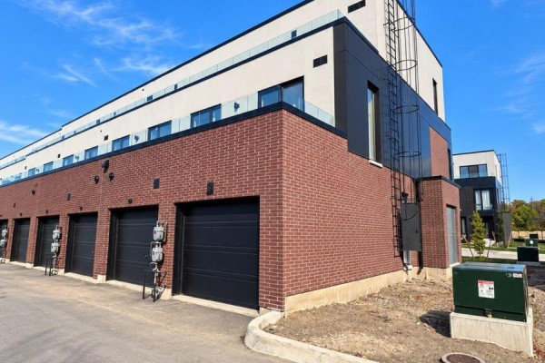 83 Everett Common, St  Catharines, ON L2P0H1 Photo 3