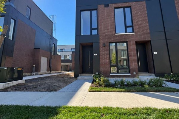 83 Everett Common, St  Catharines, ON L2P0H1 Photo 4