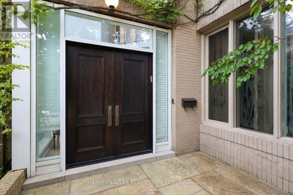 Bedroom - 83 Hillmount Avenue, Toronto, ON M6B1X5 Photo 4