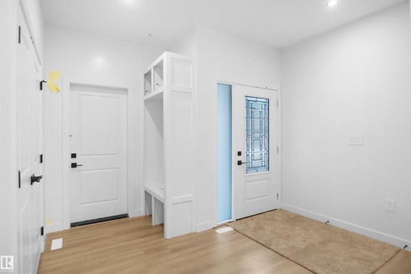 Bedroom 2 - 83 Meadowgrove Ln, Spruce Grove, AB T7X0W2 Photo 5
