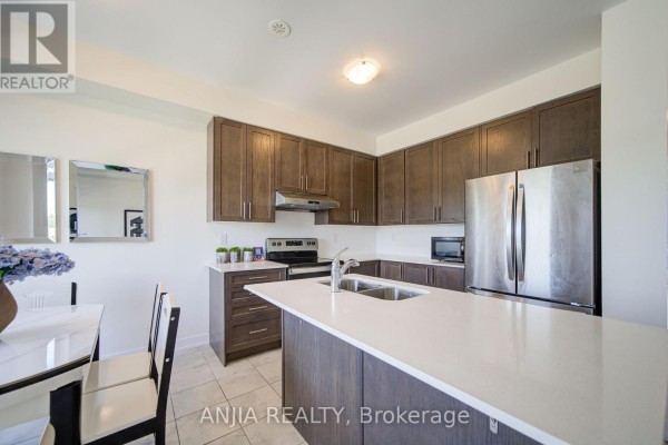 83 Mikayla Lane, Markham, ON L6B1R1 Photo 5