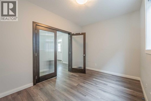 Office - 83 Red Sky Gardens Ne, Calgary, AB T3N1N1 Photo 4