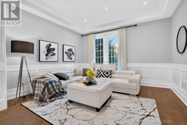 Recreational, Games room - 83 Stormont Avenue, Toronto, ON M5N2C3 Photo 2