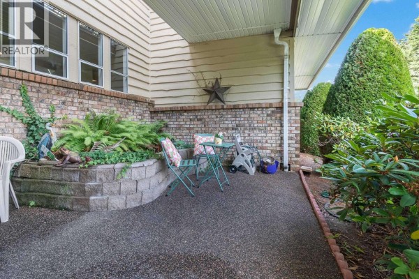83 Woodland Drive, Delta, BC V4L2H7 Photo 3