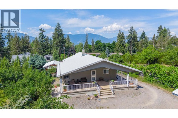 Storage - 830 16th Avenue S, Creston, BC V0B1G3 Photo 2
