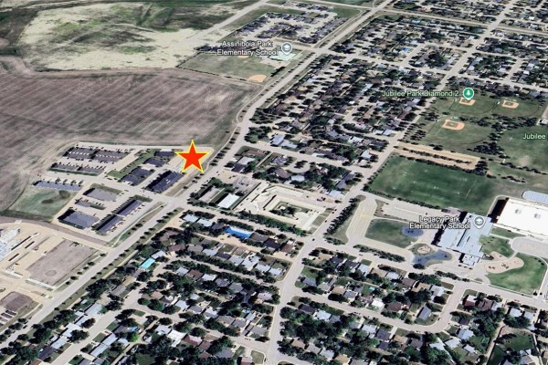 830 5th Street Ne, Weyburn, SK, photo 2
