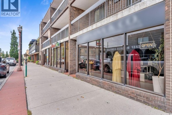 830 Erie Street East, Windsor, ON, photo 2
