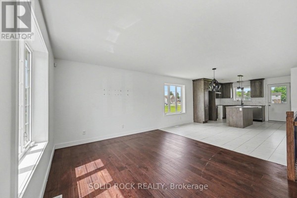 830 Portelance Avenue, Hawkesbury, ON K6A2Z4 Photo 5