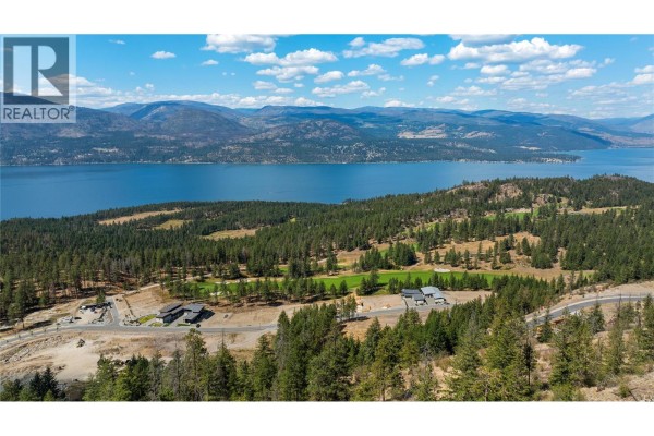 830 Predator Ridge Drive, Vernon, BC V1H1G4 Photo 3