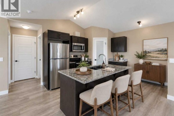 Kitchen - 8301, 2781 Chinook Winds Drive Sw, Airdrie, AB T4B3S5 Photo 2