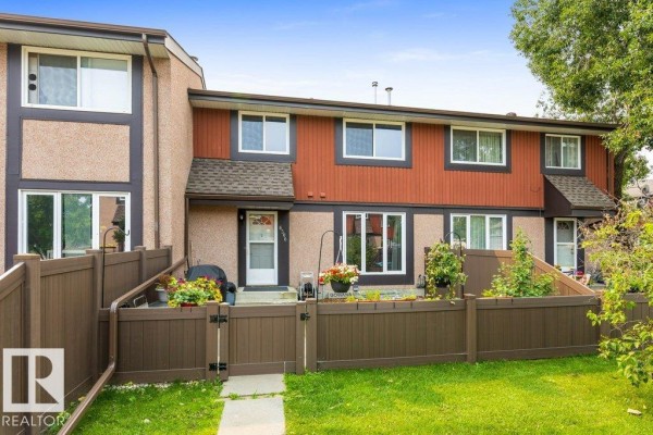 Kitchen - 8306 182 St Nw, Edmonton, AB T5T1T9 Photo 3
