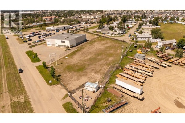 8308 Alaska Road, Fort St  John, BC V1J5L6 Photo 5