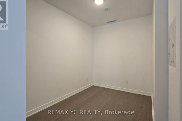 831 - 91 Montclair Avenue, Toronto, ON M5P0B1 Photo 5