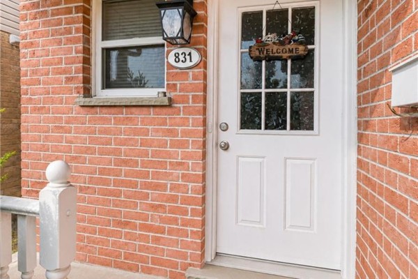 831 Deveron Crescent, London, ON, photo 3