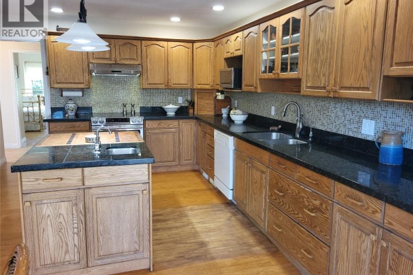 3pc Bathroom - 8311 92nd Avenue, Osoyoos, BC V0H1V2 Photo 4