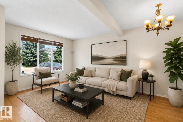 8313 156 Av Nw, Edmonton, AB, photo 2