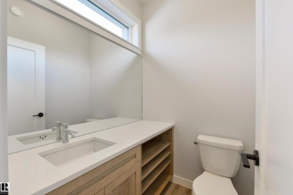Primary Bedroom - 8313 76 Av Nw, Edmonton, AB T6C0H9 Photo 4
