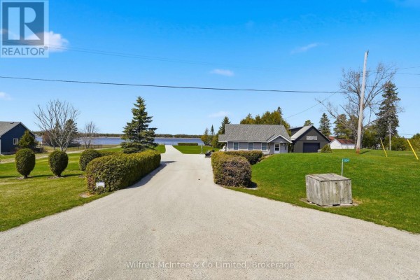834 Pike Bay Road, Northern Bruce Peninsula, ON N0H2T0 Photo 5