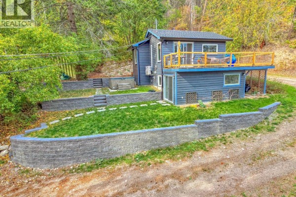 3pc Bathroom - 834 Udell Road, Vernon, BC V1H2E3 Photo 4