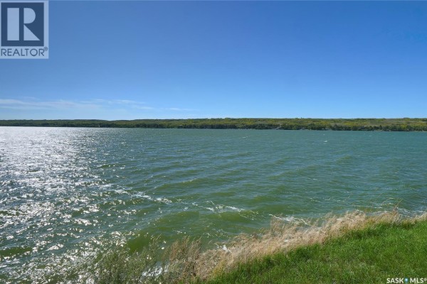 835 Daniel Drive, Buffalo Pound Lake, SK S0G0A2 Photo 3