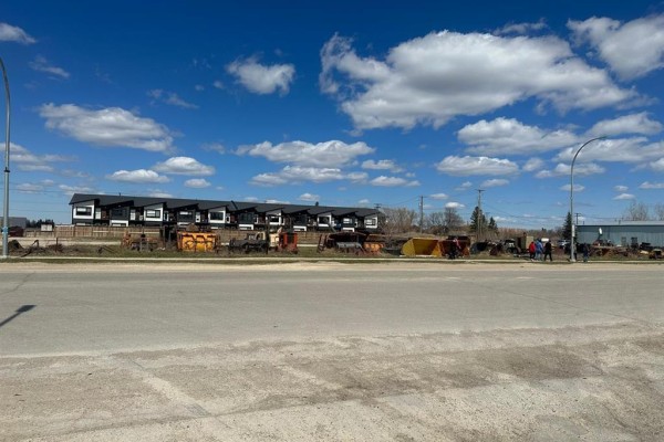 835 Park Ave, Beausejour, MB R0E0C0 Photo 2