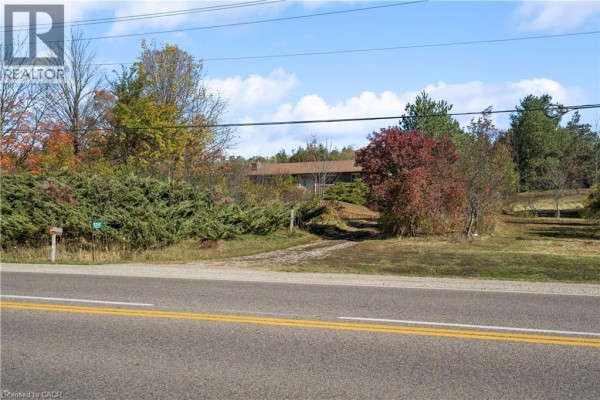 4pc Bathroom - 8350 Highway 7, Rockwood, ON N0B2K0 Photo 2