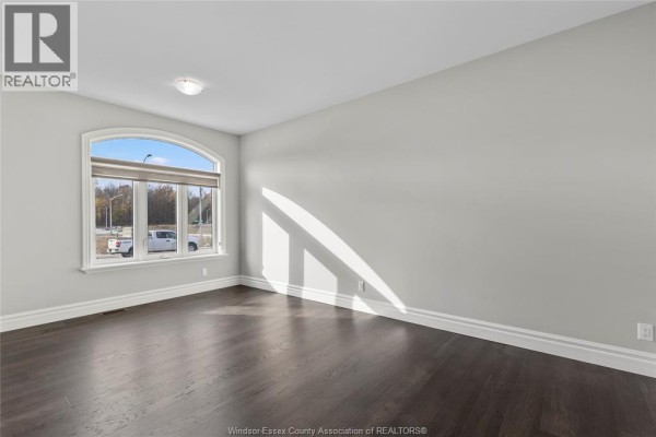 Primary Bedroom - 8356 Annie Unit# Main, Amherstburg, ON N0R1J0 Photo 4