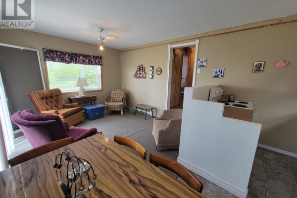 Kitchen - 8356 East Bay Highway, Big Pond, NS B1J1Z6 Photo 5