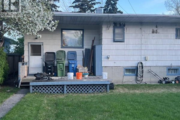 Dining room - 836 69 Avenue Sw, Calgary, AB T2V0P3 Photo 2