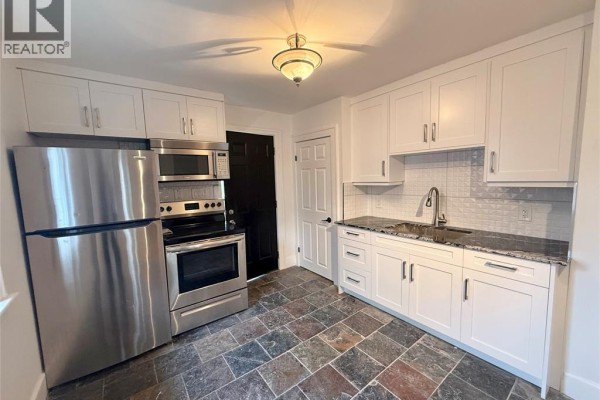 Bedroom - 837 Louis Avenue Unit# Upper, Windsor, ON N8A1X4 Photo 4