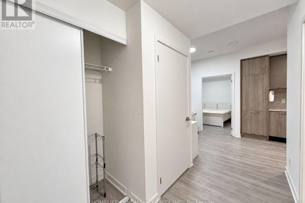 Living room - 838 - 8119 Birchmount Road, Markham, ON L6G0H5 Photo 3