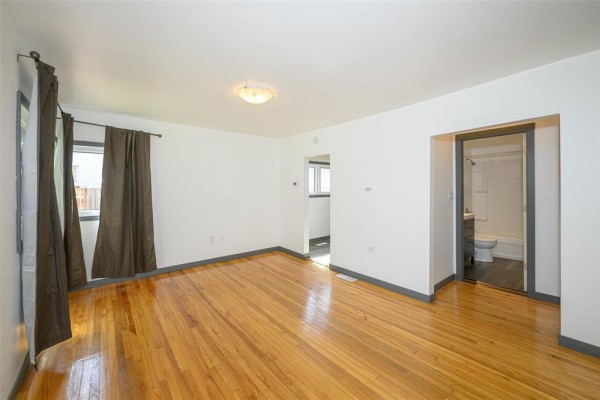 Kitchen - 838 Atlantic Avenue, Winnipeg, MB R2X1L4 Photo 4