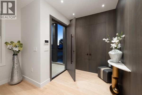 838 E 14th Street, North Vancouver, BC V7L2P6 Photo 4