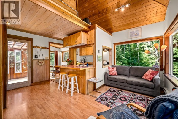 Bedroom - 838 Sutil Point Rd, Cortes Island, BC V0P1K0 Photo 4