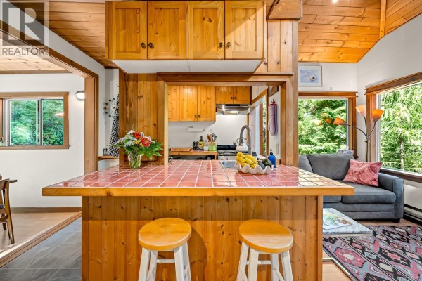 Bathroom - 838 Sutil Point Rd, Cortes Island, BC V0P1K0 Photo 5