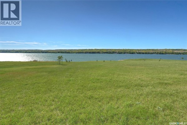 839 Daniel Drive, Buffalo Pound Lake, SK S0G0A2 Photo 4