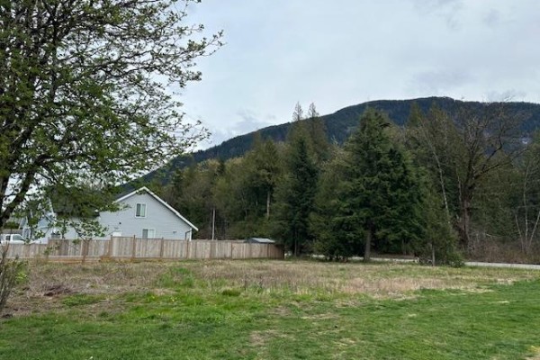 839 Myng Crescent, Harrison Hot Springs, Harrison Hot Springs, BC V0M1K0 Photo 4