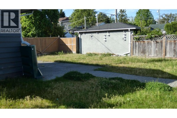 8391 11th Avenue, Burnaby, BC, photo 2