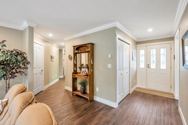 84 34959 Old Clayburn Road, Abbotsford, BC V2S6W7 Photo 4
