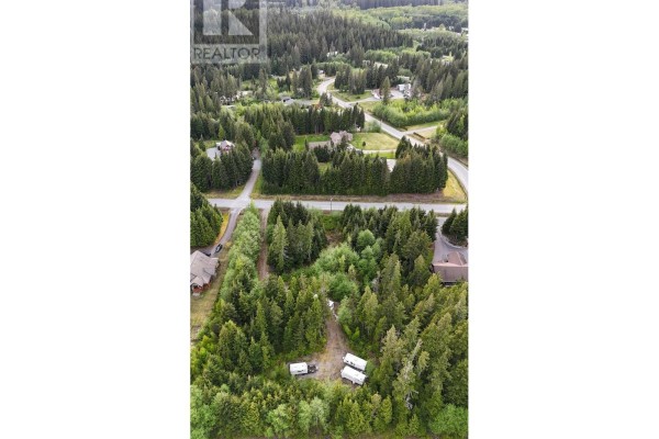84-98 Dewberry Street, Kitimat, BC V8C0A1 Photo 3