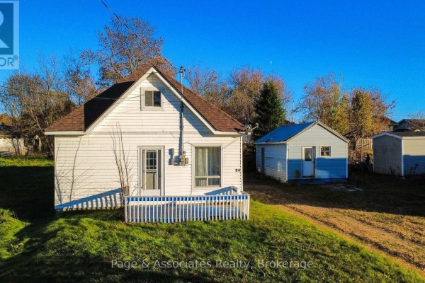 84 Cache Street, West Nipissing