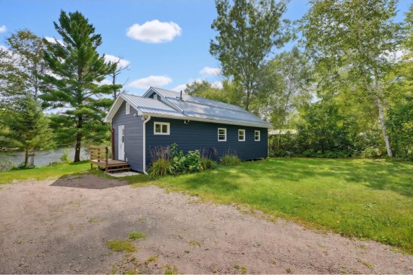 Kitchen - 84 Ch. Du Moulin E., Sainte Therese De La Gatineau, QC J0X2X0 Photo 4
