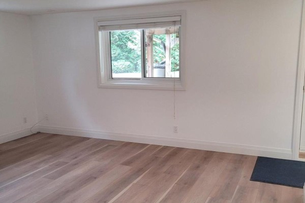 Living room - 84 Confederation Road, Halton Hills, ON L7G3R8 Photo 3