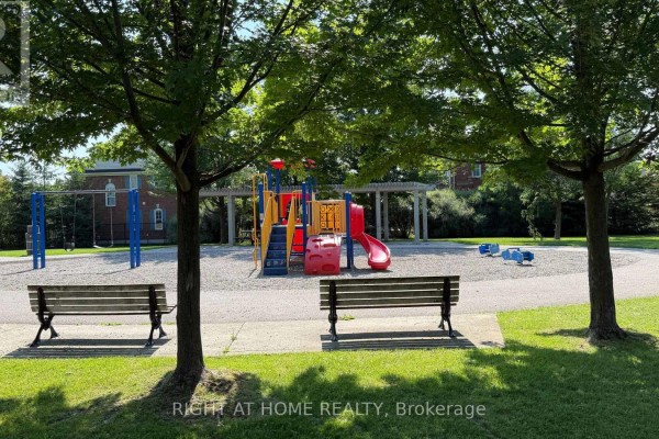 Primary Bedroom - 84 Dougherty Crescent, Whitchurch Stouffville, ON L4A0A2 Photo 3